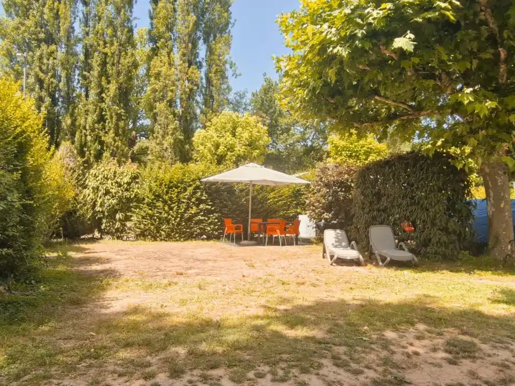 emplacement tout equipe camping le paradis dordogne