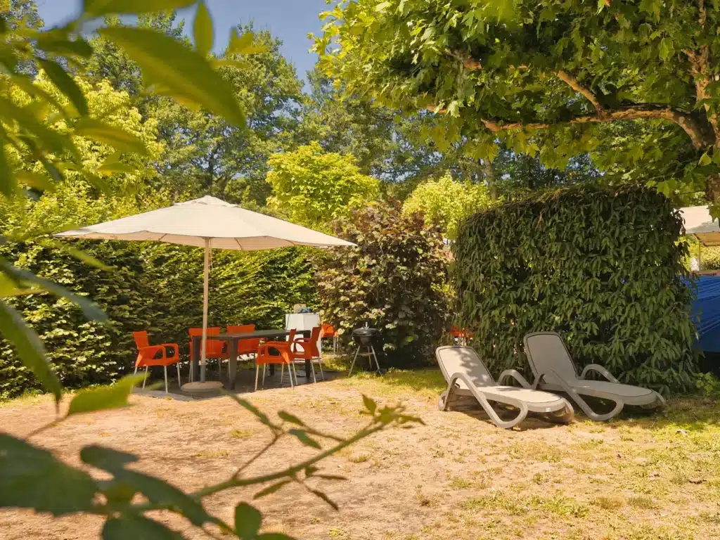 emplacement tout equipe camping le paradis dordogne perigord noir
