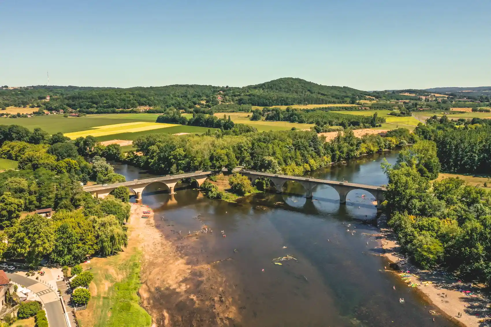 Confluence between the Vézère and the Dordogne
